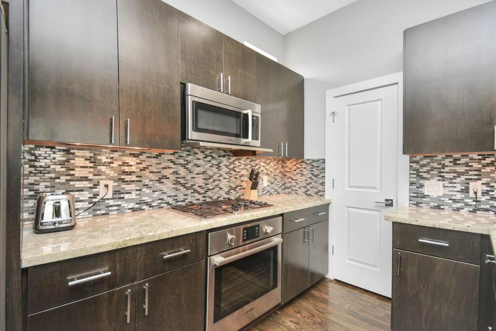 Skyline Views - Sleeps 10 Home Near Downtown Houston Ngoại thất bức ảnh