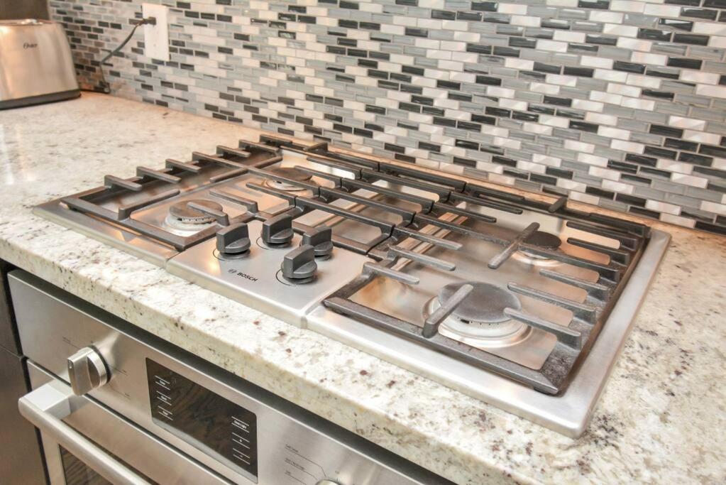 Skyline Views - Sleeps 10 Home Near Downtown Houston Ngoại thất bức ảnh