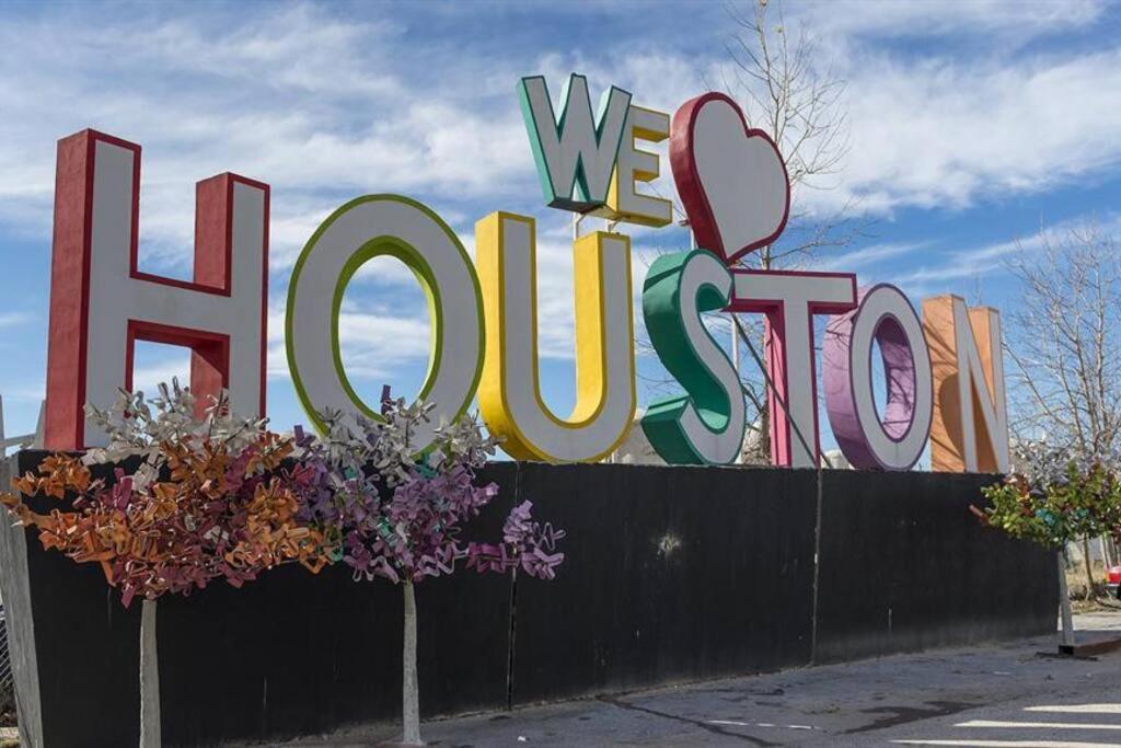 Skyline Views - Sleeps 10 Home Near Downtown Houston Ngoại thất bức ảnh